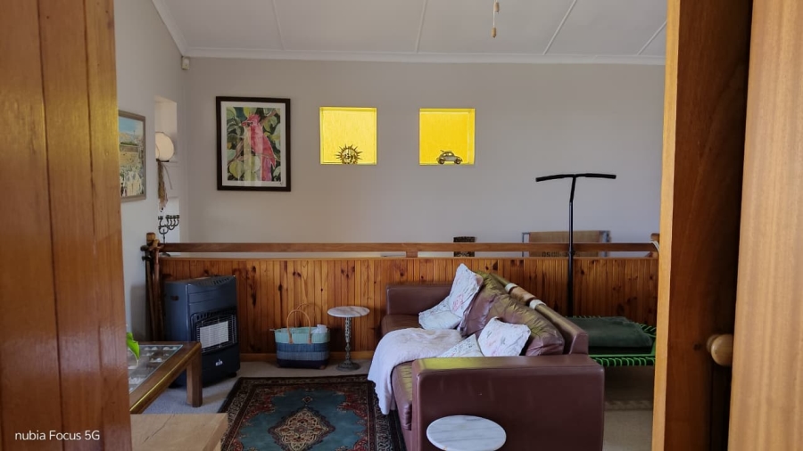 4 Bedroom Property for Sale in Ferreira Town Eastern Cape